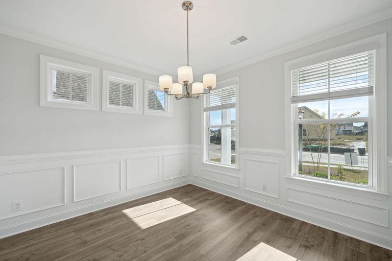 422 Eagleview Dr, Moncks Corner, SC 29461