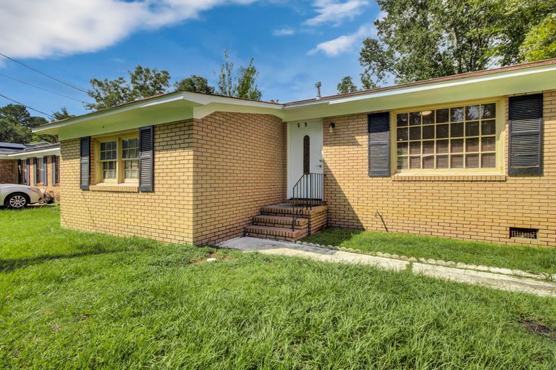 609 E Richardson Ave, Summerville, SC 29485