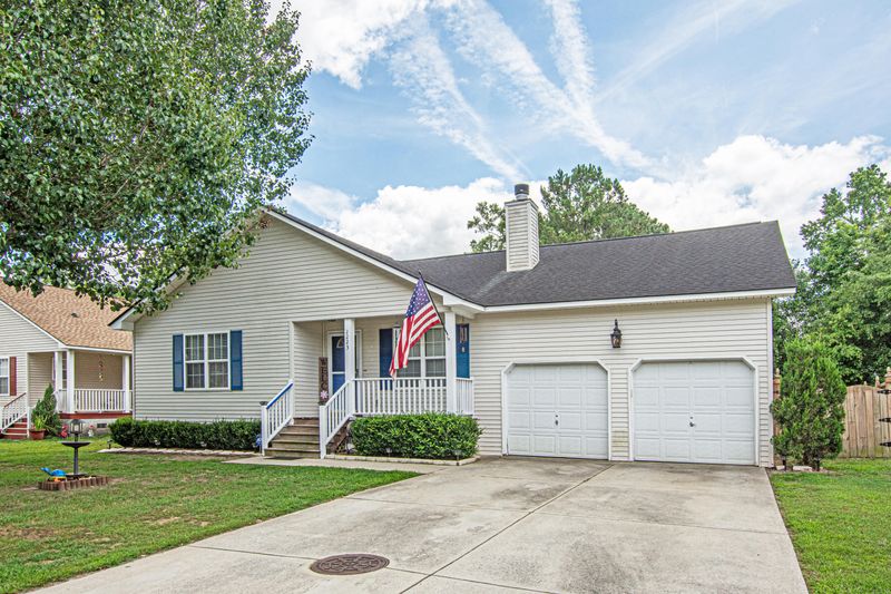 2223 Sawmill Trace Ln, North Charleston, SC 29420
