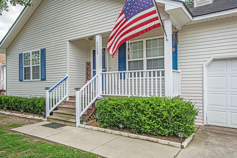 2223 Sawmill Trace Ln, North Charleston, SC 29420