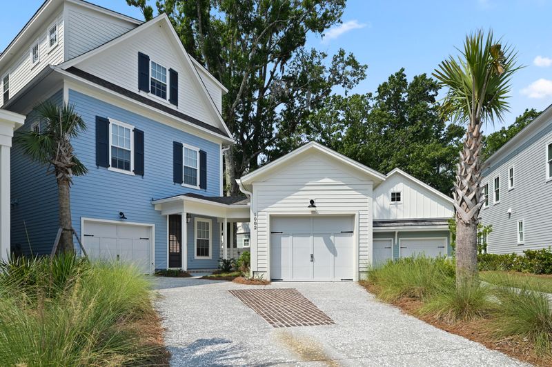 1082 Cinder St, Mount Pleasant, SC 29464