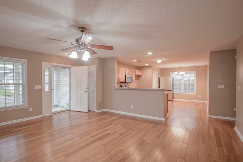 149 Pointer Dr, Goose Creek, SC 29445