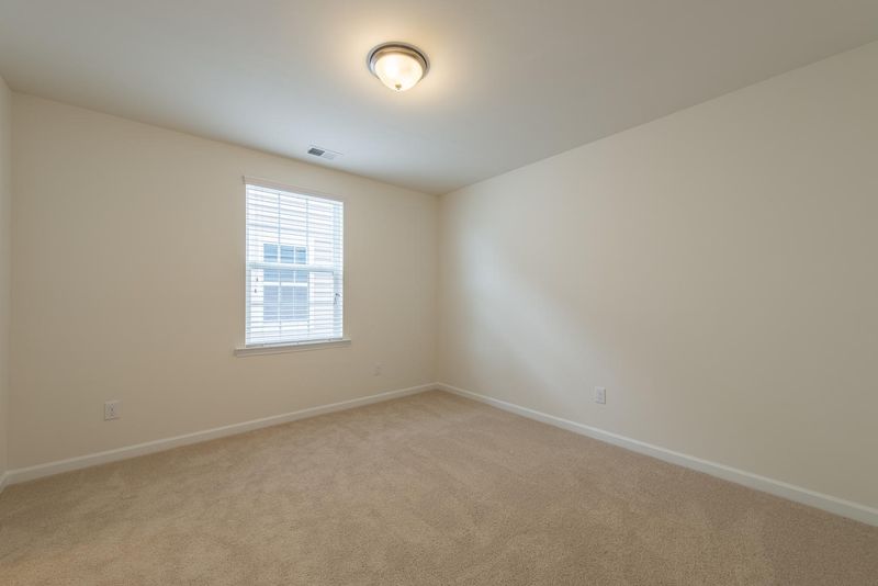 180 Camellia Bloom Dr, Moncks Corner, SC 29461