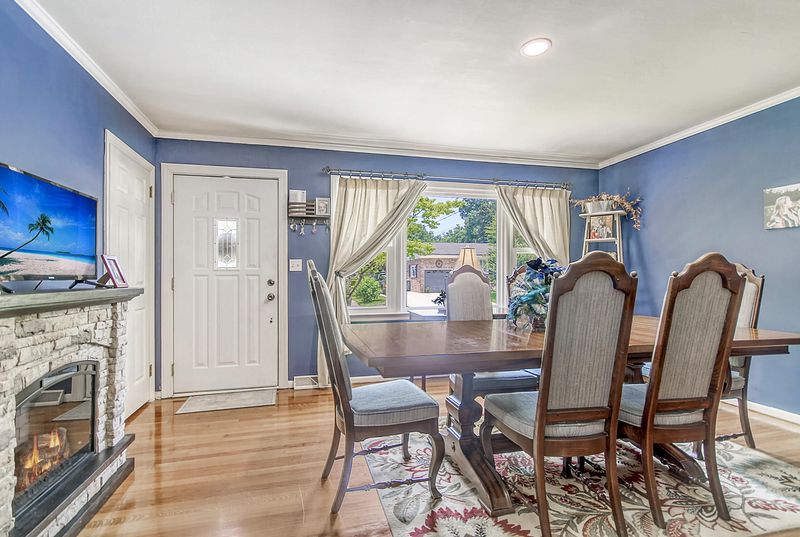 1115 Inverness Ln, Hanahan, SC 29410