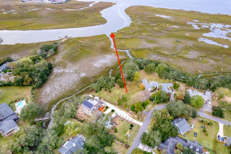 641 Fort Sumter Dr, Charleston, SC 29412