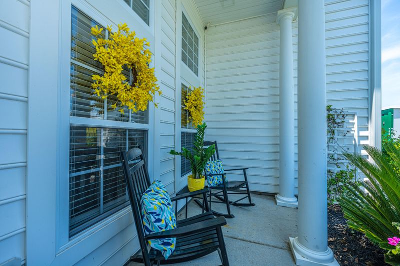 7612 Stargazer Dr, Hanahan, SC 29410