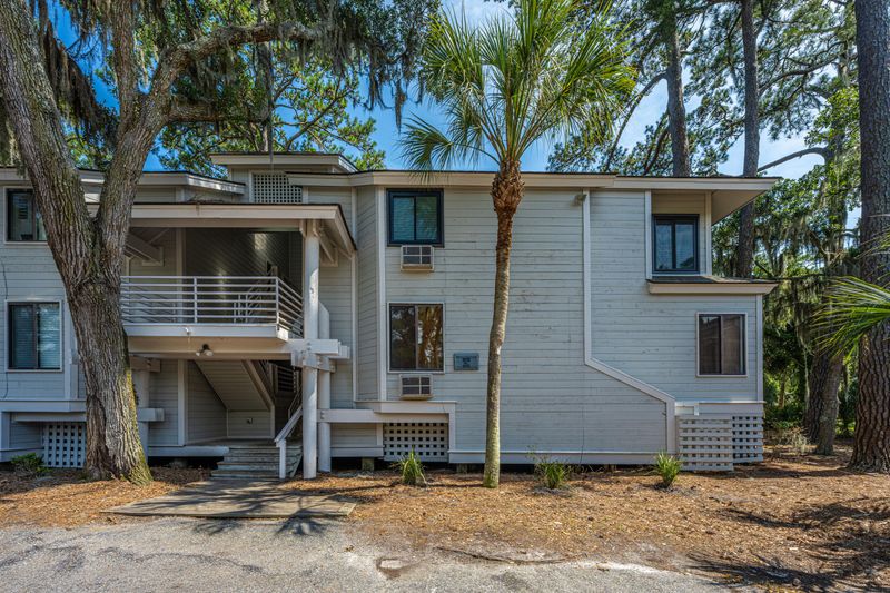 853 Club Cottage Dr, Edisto Beach, SC 29438