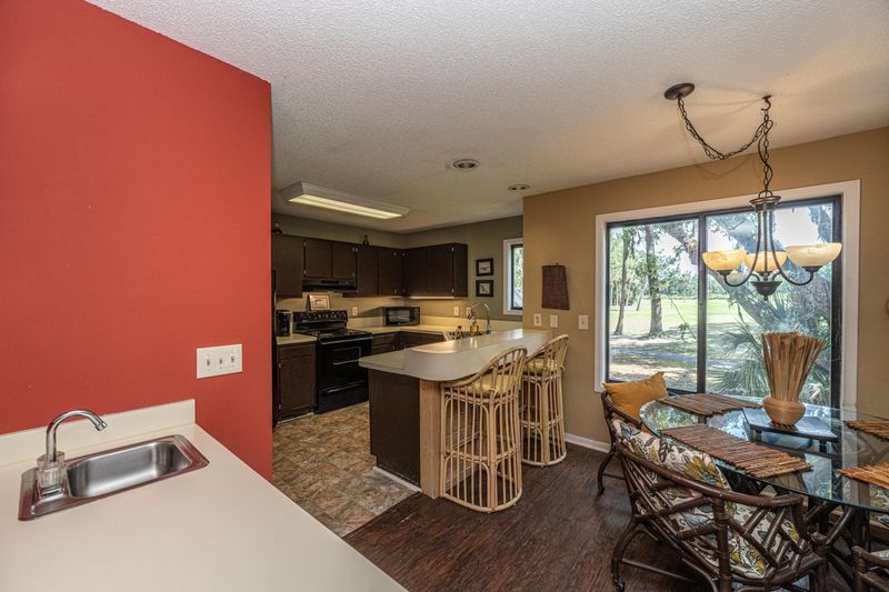 853 Club Cottage Dr, Edisto Beach, SC 29438