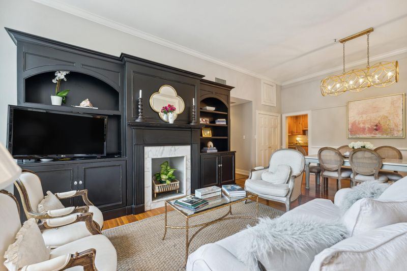 67 Legare St #208, Charleston, SC 29401