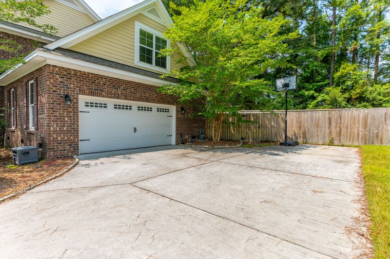 2013 Gunpowder Ct, Summerville, SC 29485