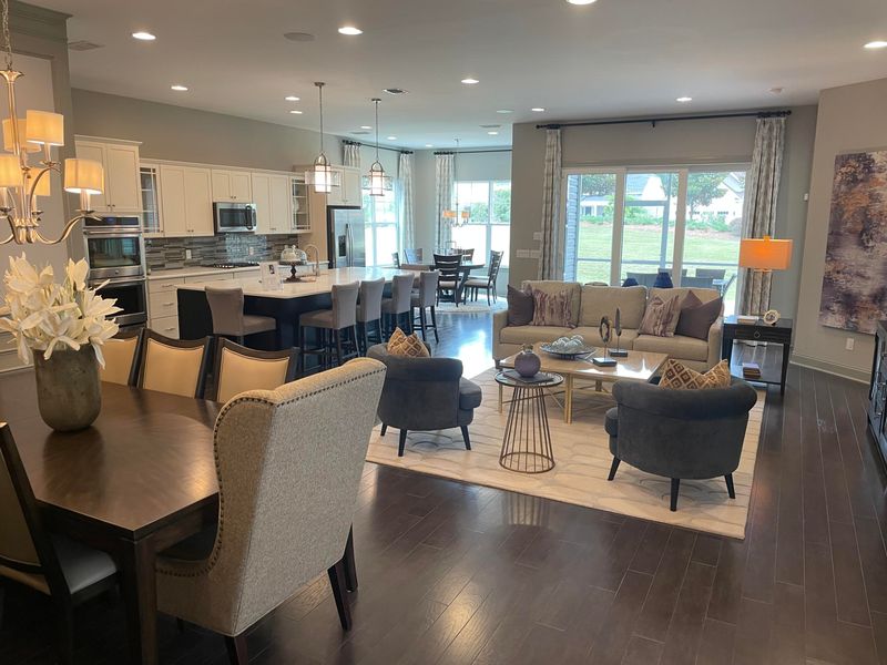521 Marsh Cove Cir, Summerville, SC 29486