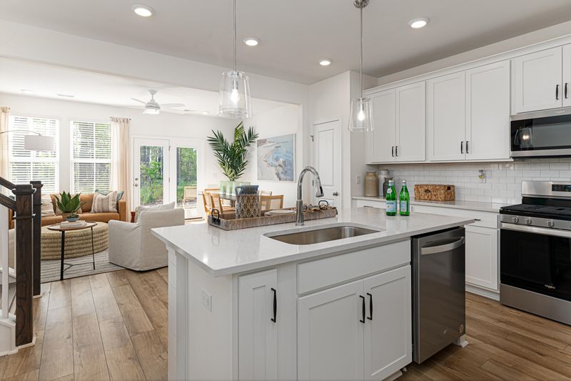 510 Trotters Ln #136, Moncks Corner, SC 29461