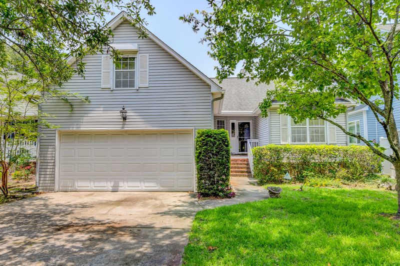 842 Harbor Place Dr, Charleston, SC 29412