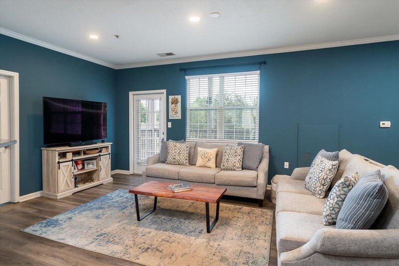 1491 Cambridge Lakes Dr #208, Mount Pleasant, SC 29464