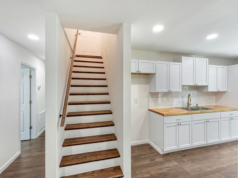 301 Huntsman Dr, Goose Creek, SC 29445