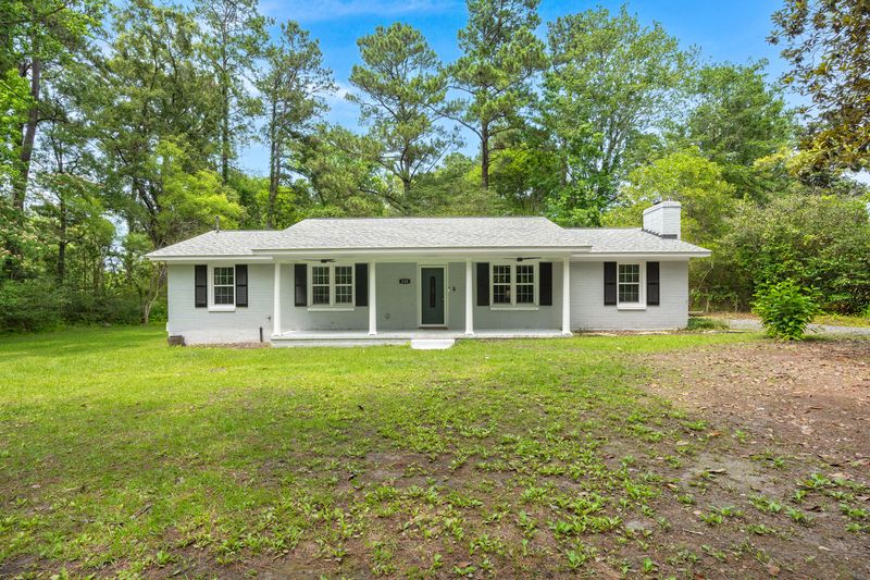124 Scotch Range Rd, Summerville, SC 29483
