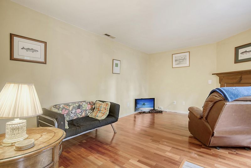 1031 Planters Pl, Mount Pleasant, SC 29464