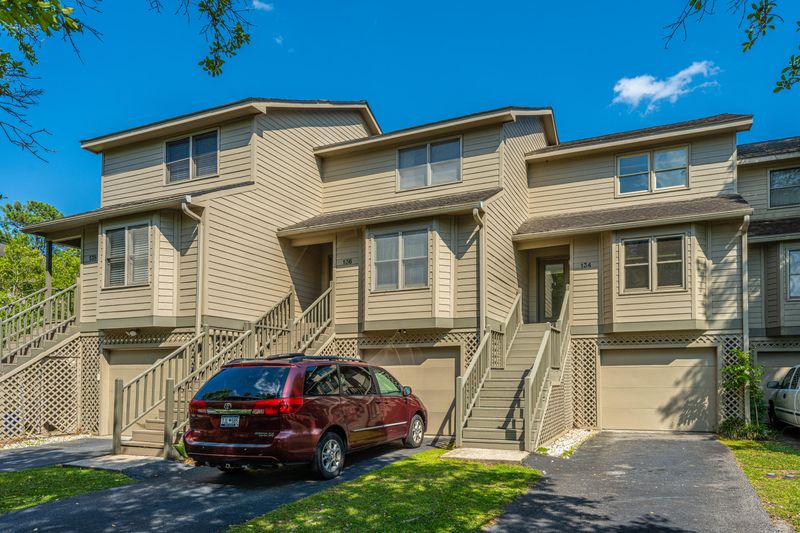 134 River Breeze Dr, Charleston, SC 29407