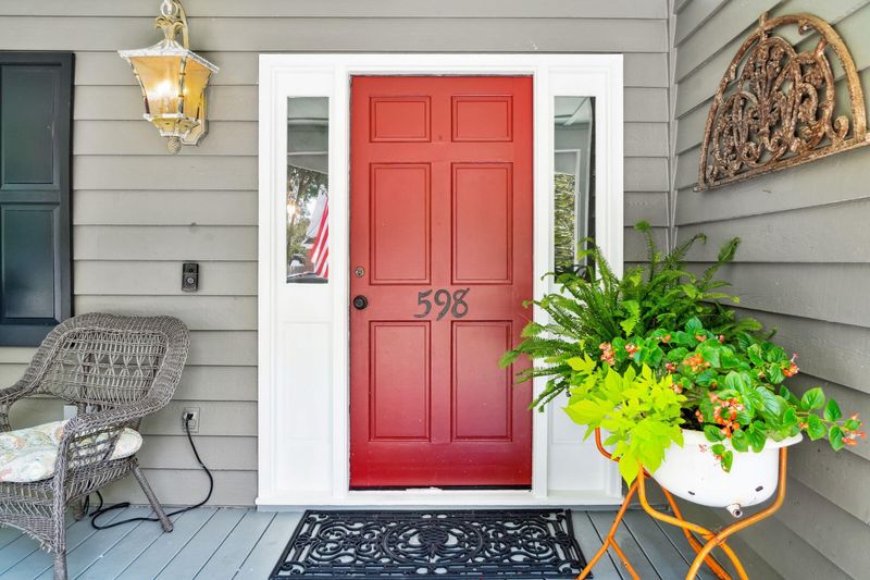 598 Palisades Dr, Mount Pleasant, SC 29464