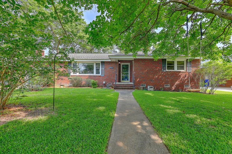 1442 Downing St, Charleston, SC 29407