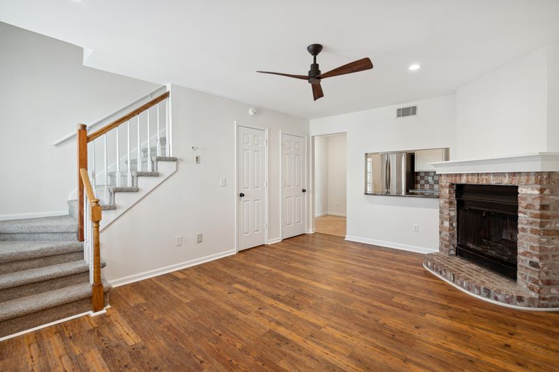 15 Horlbeck Al #B-6, Charleston, SC 29401
