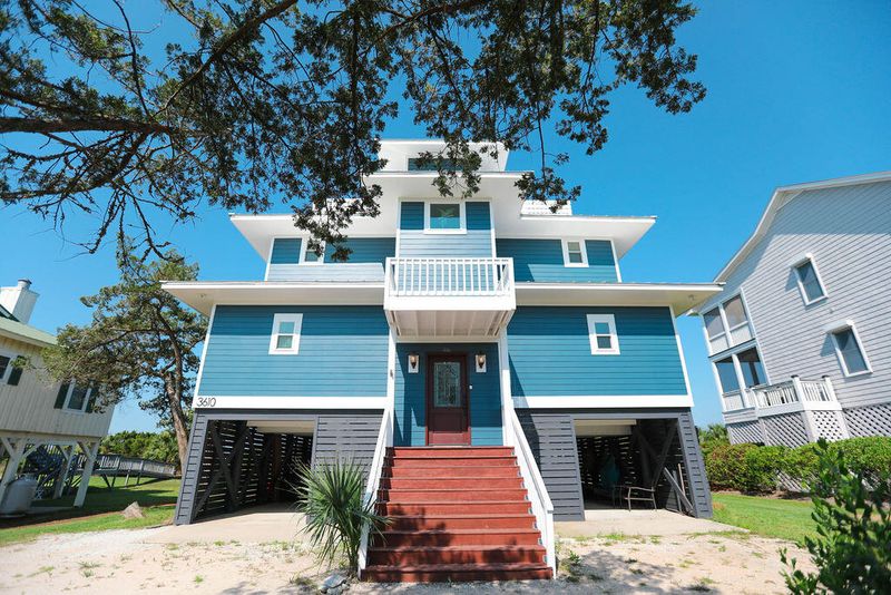 3610 Yacht Club Rd, Edisto Island, SC 29438