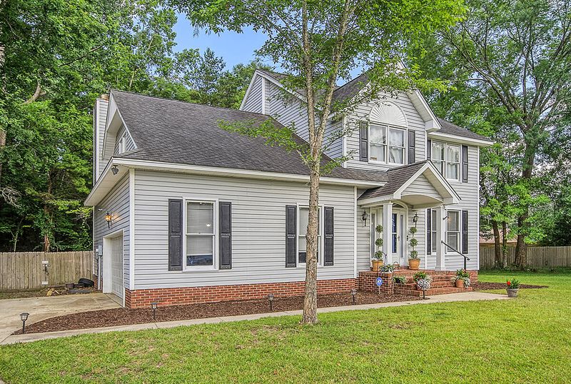 1604 Sterling Oaks Ct, Moncks Corner, SC 29461