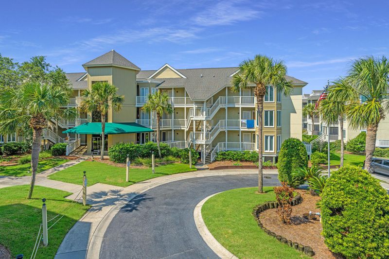 9000 Palmetto Dr #E203, Isle Of Palms, SC 29451