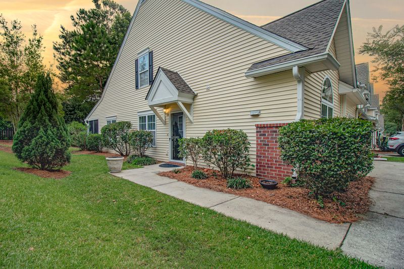 237 Darcy Ave, Goose Creek, SC 29445