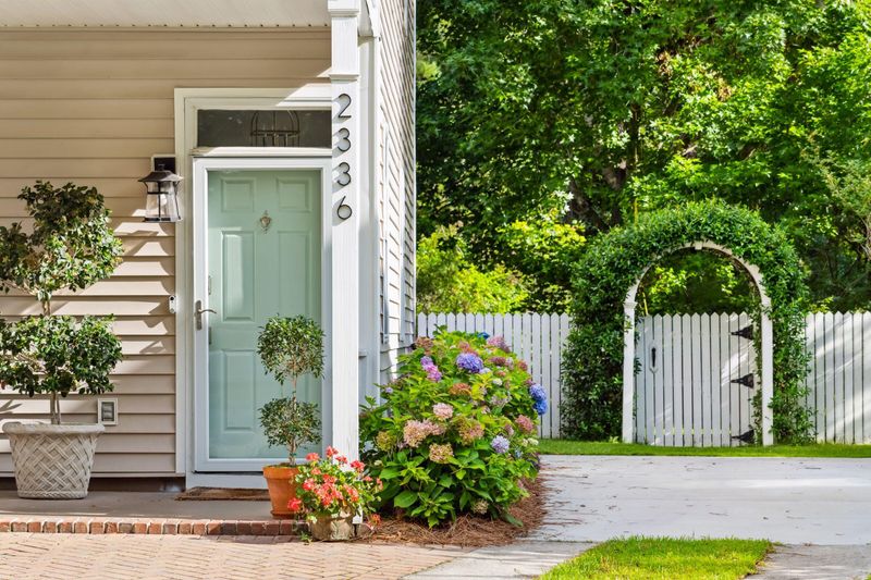 2336 Kennison Ln, Mount Pleasant, SC 29466