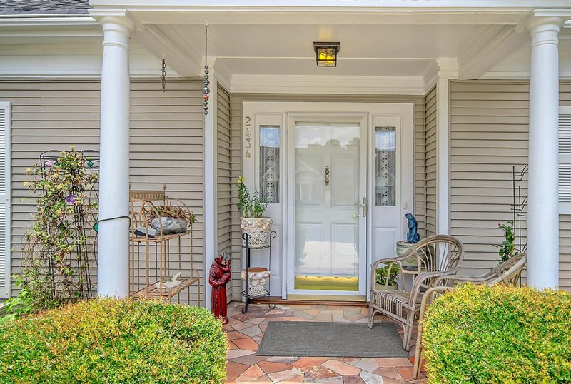2434 Hansard Dr, North Charleston, SC 29406