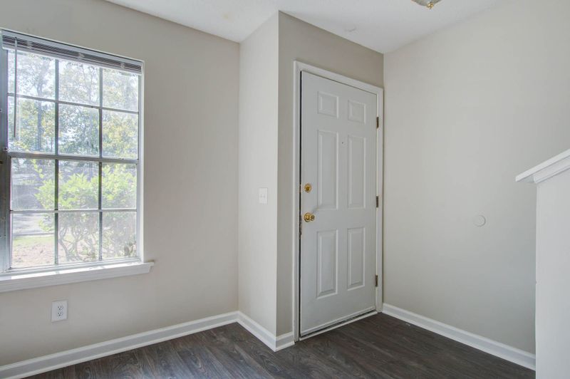 300 Crestview Dr #A, B, C, D, Summerville, SC 29485