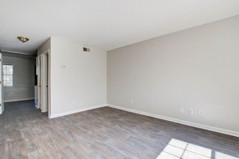 300 Crestview Dr #A, B, C, D, Summerville, SC 29485