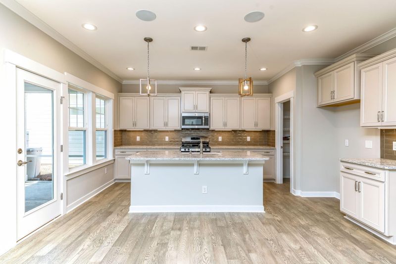 218 O'malley Dr, Summerville, SC 29483