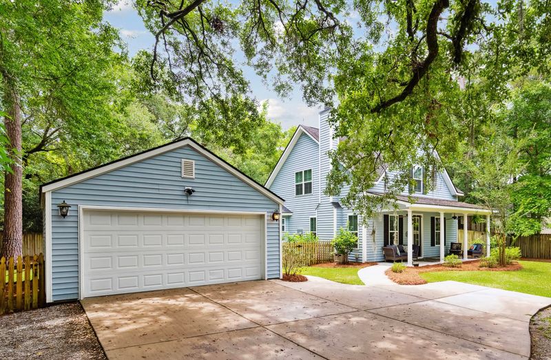1527 Lynton Ave, Charleston, SC 29412