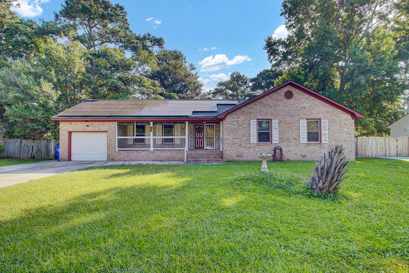8182 Greenridge Rd, North Charleston, SC 29406