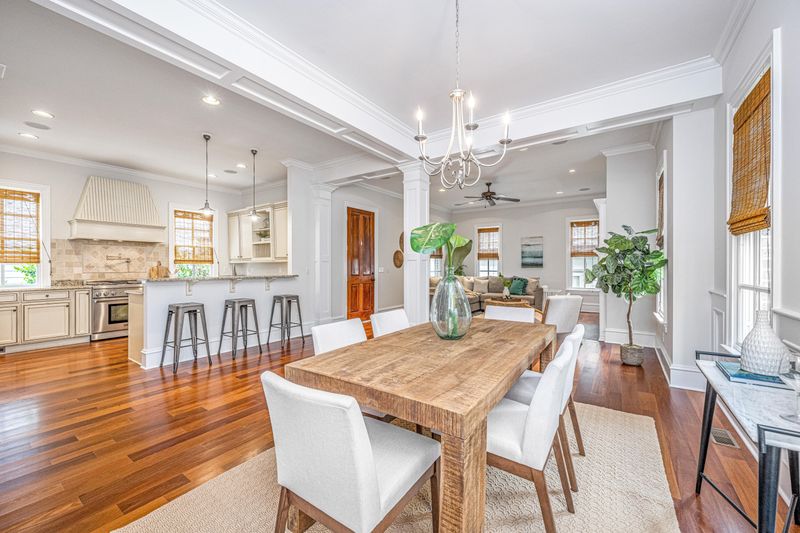 1431 Penshell Pl, Mount Pleasant, SC 29464