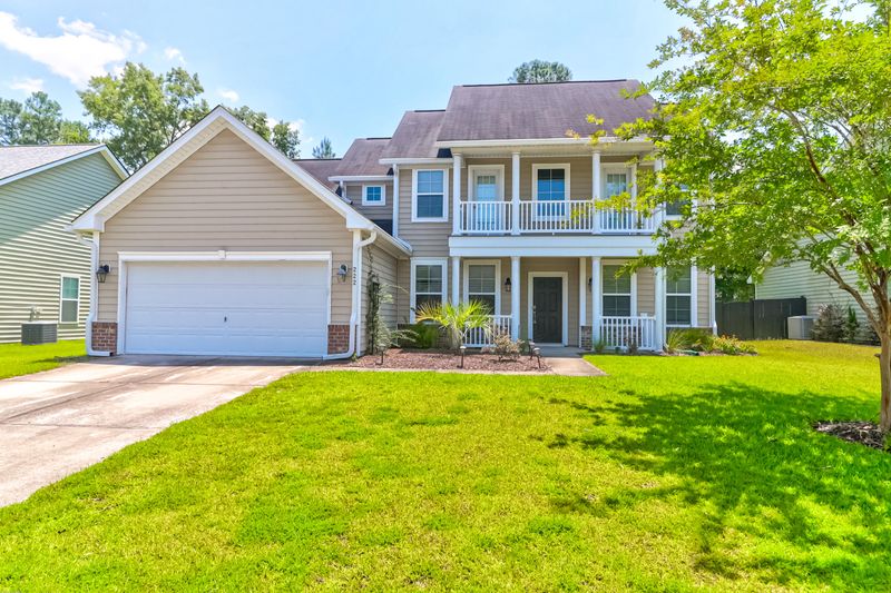 222 Palmetto Village Cir, Moncks Corner, SC 29461