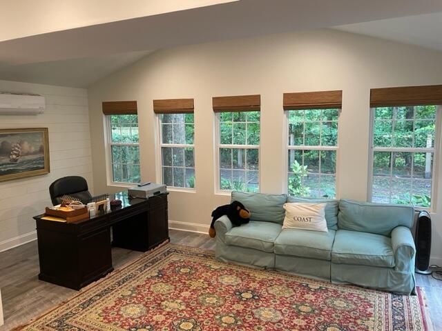 914 Law Ln, Mount Pleasant, SC 29464