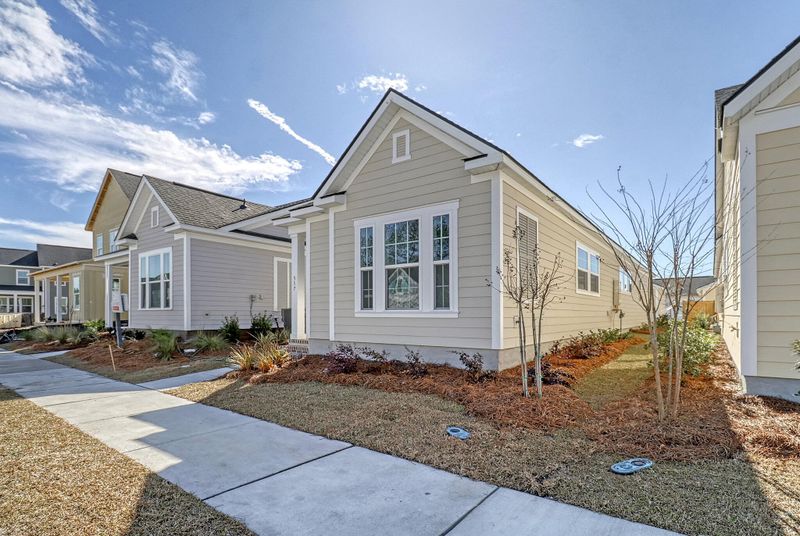 517 Sound Dr, Summerville, SC 29486
