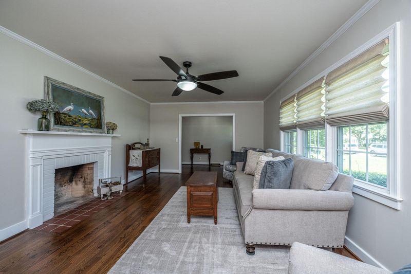 200 Camellia Dr, Moncks Corner, SC 29461