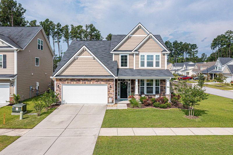 201 Spectrum Rd, Summerville, SC 29486