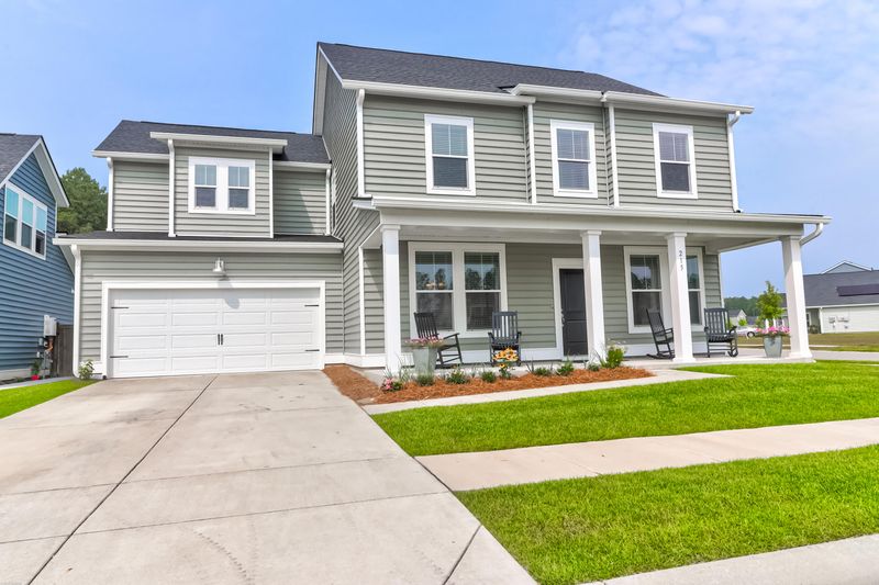 215 Country Gate Ln, Summerville, SC 29485