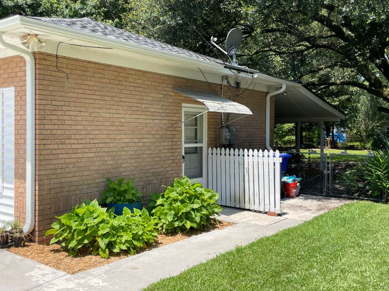 2229 Wood Ave, Charleston, SC 29414