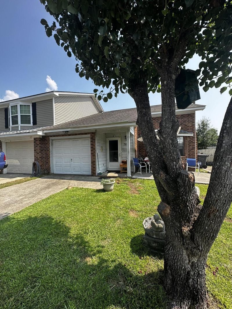 7658 Valleyview Cir, North Charleston, SC 29418