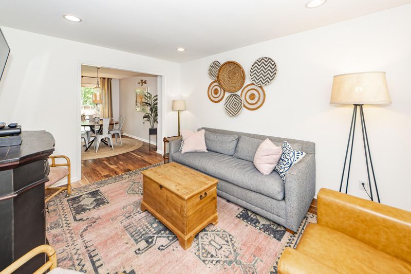 955 Cottingham Dr, Mount Pleasant, SC 29464