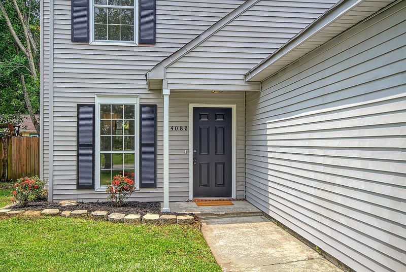 4080 Bonaparte Dr, North Charleston, SC 29418
