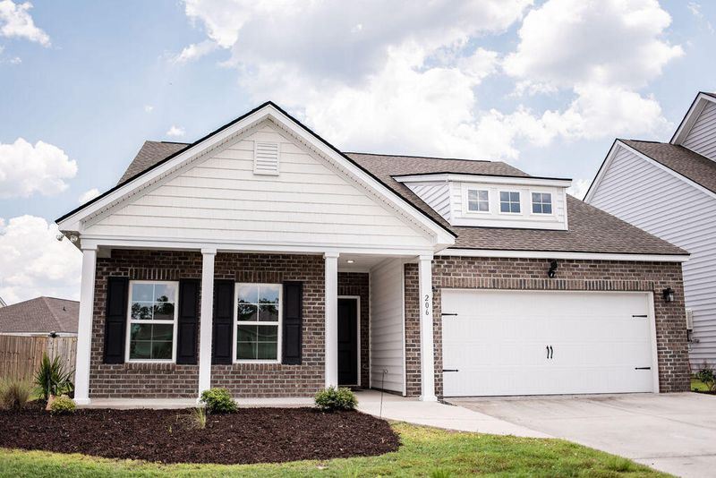 206 Chaste Tree Dr, Goose Creek, SC 29445