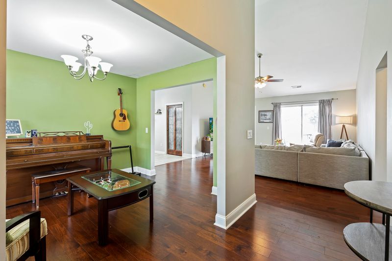242 Border Rd, Goose Creek, SC 29445