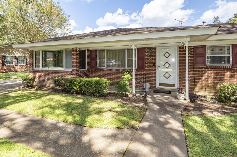 880 Dills Bluff Rd, Charleston, SC 29412